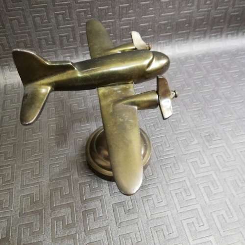 Beautiful airplane figure for display!!!!!