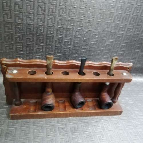 Vintage large wooden pipe stand with smoking pipes did for all!!!!!