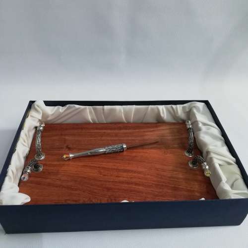BEAUTIFUL WOODEN BOARD!!!!!
