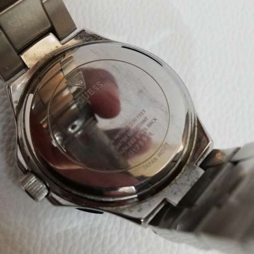 Stunning Guest watch needs batteries!!!!