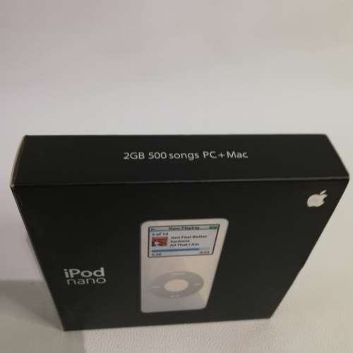2gb Apple Ipod Nano working in box!!!!