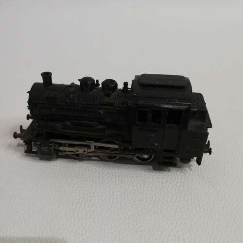 Heavy train locomotive made in Germany and sar coach bid for both!!!!