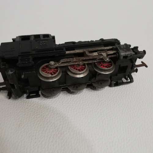 Heavy train locomotive made in Germany and sar coach bid for both!!!!