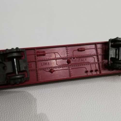 Heavy train locomotive made in Germany and sar coach bid for both!!!!