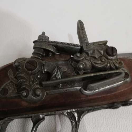 Vintage wooden display piece Highly detailed!!!!