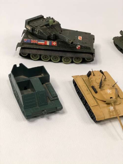 5 Vintage  cast MILLITARY vehicles bid for all!!!!!