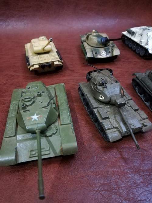 Vintage die cast military tanks bid for all!!