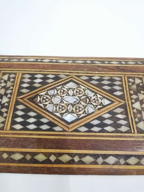 Beautiful woodenwith  Inlays box!!!!