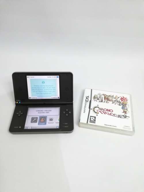 NINTENDO DS XL WORKING 100% TESTED WITH 1 GAME NO CHARGER!!!!!
