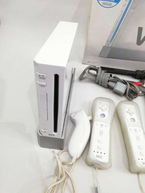 Boxed Nintendo Wii complete working 100%!!!!