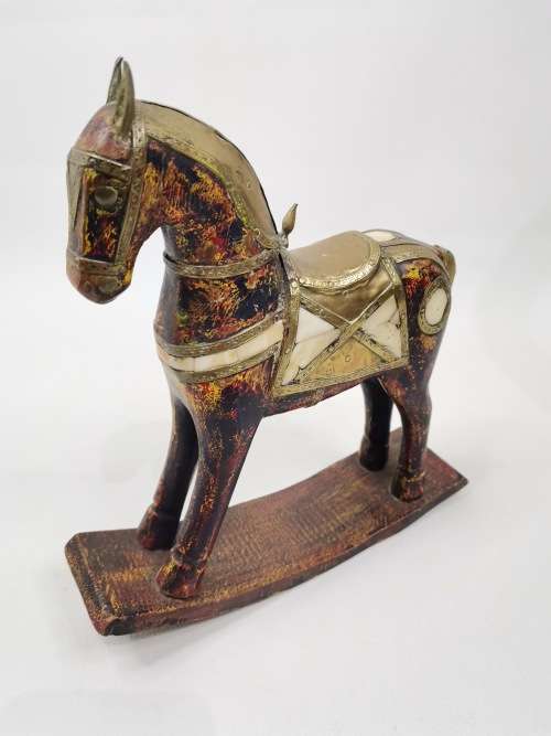 BEAUTIFUL 22CM TALL HIGHLY DETAILED WOOD N AND BRASS INLAYS HORSE DISPLAY PIECE!!!!