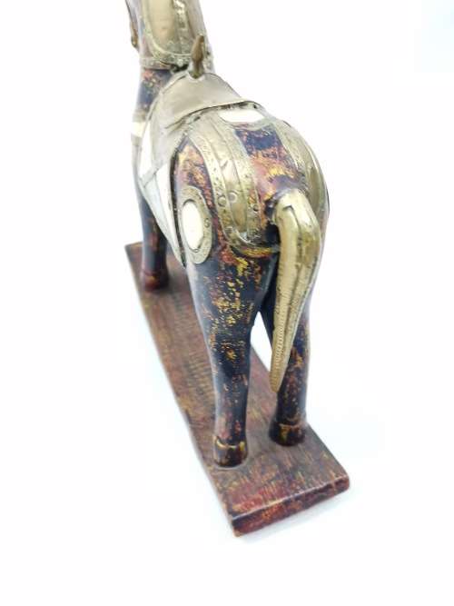 BEAUTIFUL 22CM TALL HIGHLY DETAILED WOOD N AND BRASS INLAYS HORSE DISPLAY PIECE!!!!