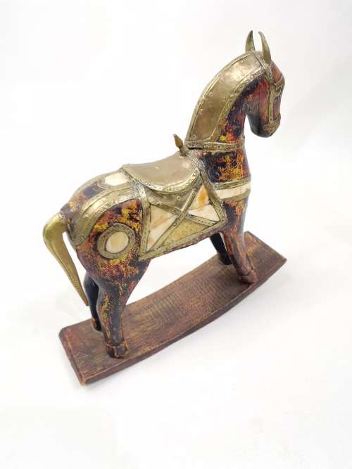 BEAUTIFUL 22CM TALL HIGHLY DETAILED WOOD N AND BRASS INLAYS HORSE DISPLAY PIECE!!!!