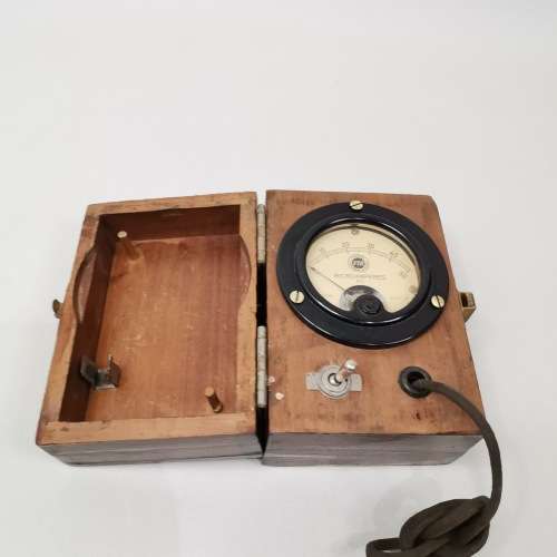 VINTAGE MICROAMPERES IN WOODEN CASE!!!
