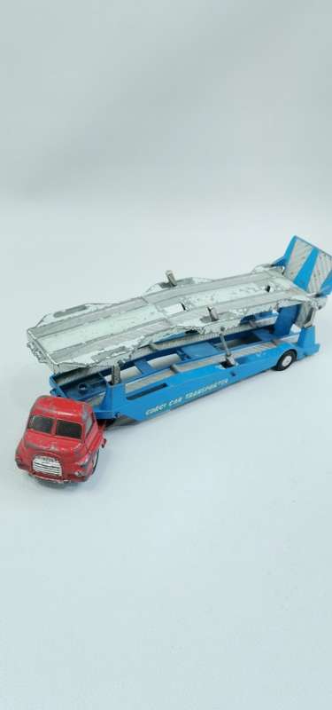 RARE CORGI CAR TRANSPORTER BIG BEDFORD TRUCK RARE FIND!!!!!!