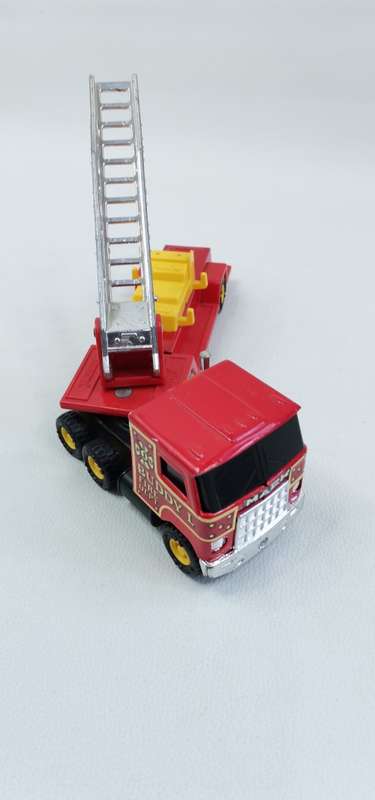 VINTAGE BUDDY L FIRE TRUCK AND TRAILER MADE IN JAPAN TIN PLATE AND PLASTIC