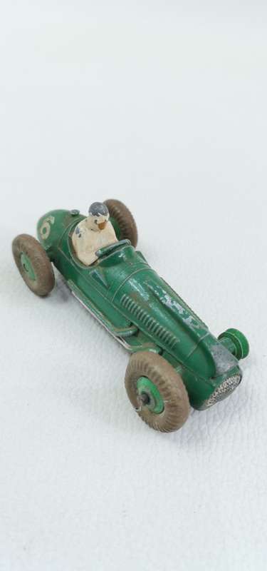 RARE VINTAGE DINKY TOYS COOPER BRISTOL MADE IN ENGLAND MACCANO 233!!!!