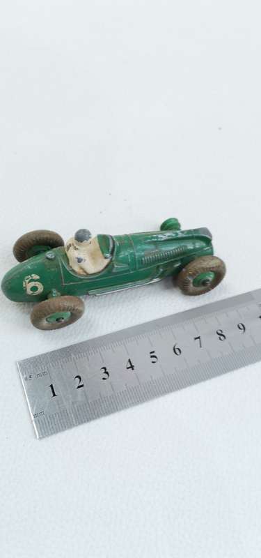 RARE VINTAGE DINKY TOYS COOPER BRISTOL MADE IN ENGLAND MACCANO 233!!!!