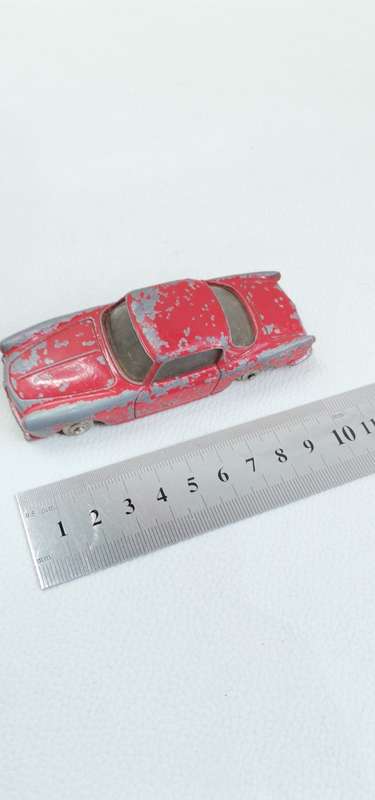 RARE VINTAGE DINKY TOYS COUPE ALFA Romeo MADE IN ENGLAND MACCANO!!!!!