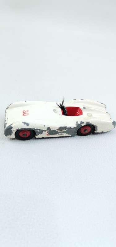 RARE VINTAGE DINKY 237  MERCEDES BEN`S MADE IN ENGLAND MACCANO LTD  RARE CAR!!!!