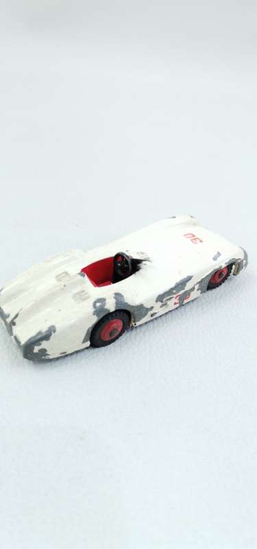 RARE VINTAGE DINKY 237  MERCEDES BEN`S MADE IN ENGLAND MACCANO LTD  RARE CAR!!!!