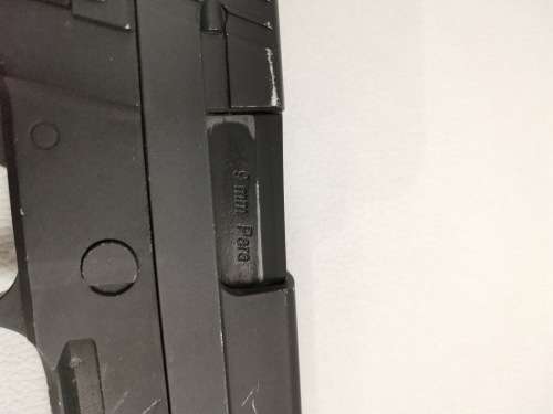 Realistic metal team 6 9mm Para sig f226 gas gun for spairs  and missing magazine box not tested!!!!