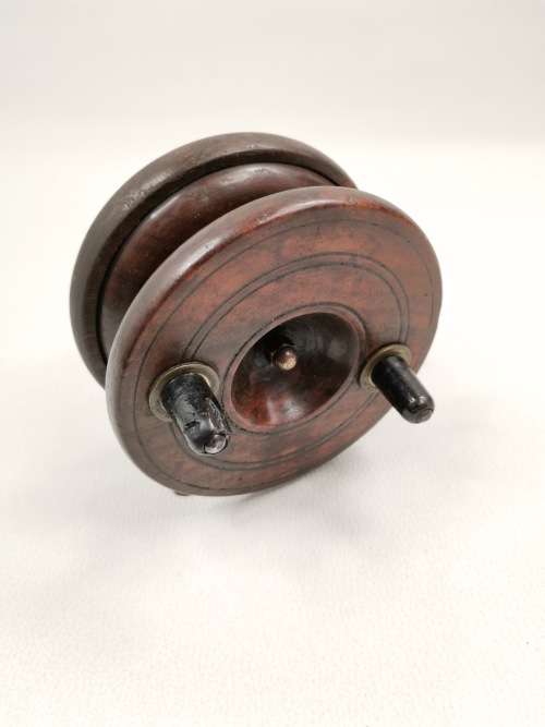 RARE WOODEN AND BRASS FISHING REAL!!!!!