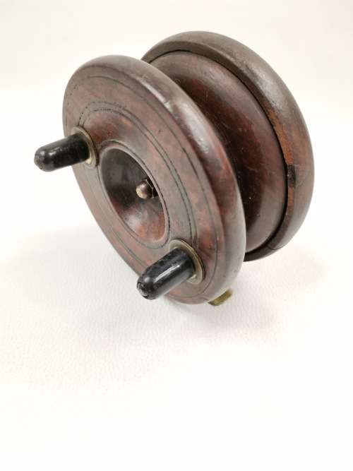 RARE WOODEN AND BRASS FISHING REAL!!!!!