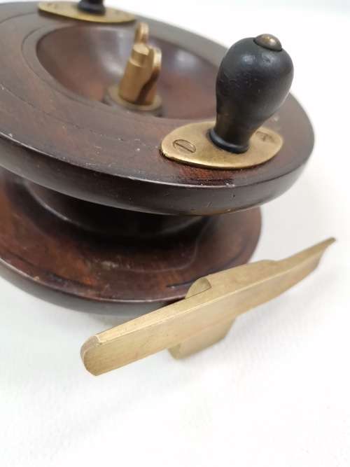 Antique large wooden and brass fishing real!!!!