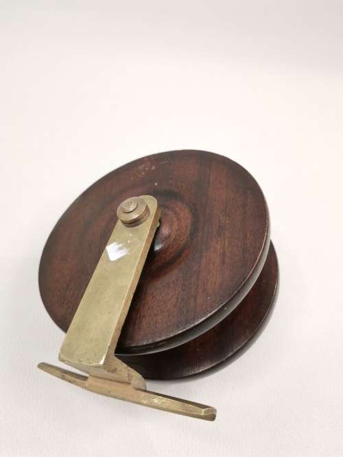 Antique large wooden and brass fishing real!!!!