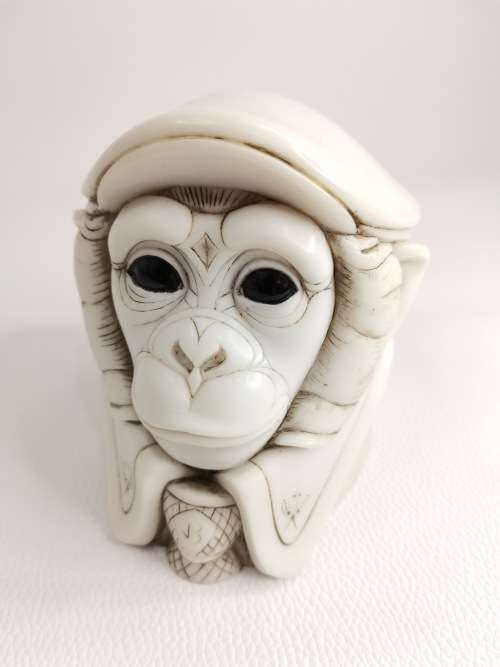 SUPER RARE MOST  DESIRABLE JOHN BICCARD CRUSHED MARBLE  SCULPTURE PIE FACE 10CM TALL!! !!!!