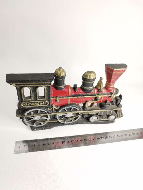 SOLID CAST IRON TRAIN 26CM IN LENGTH!!!!