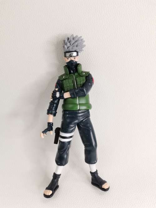 Naruto Figures Kakashi sensai and other bid for both!! !