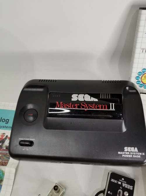 RARE SEGA MASTER SYSTEM II COMPLETE TESTED AND WORKING 100 % NO CHARGER INCLUDED!!!!
