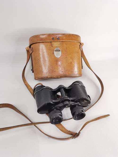 BINOCULARS MEOPTA 8x30 WITH LEATHER CASE!!!!