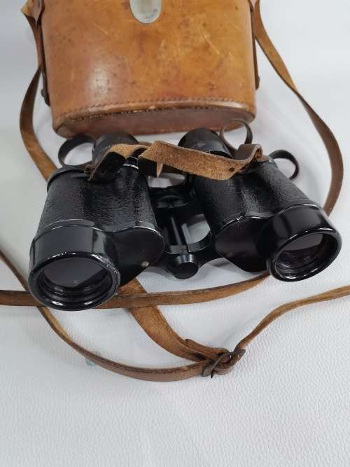 BINOCULARS MEOPTA 8x30 WITH LEATHER CASE!!!!