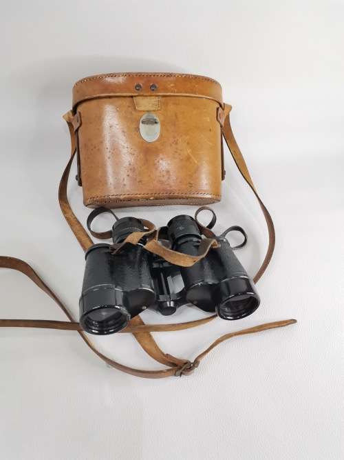 BINOCULARS MEOPTA 8x30 WITH LEATHER CASE!!!!