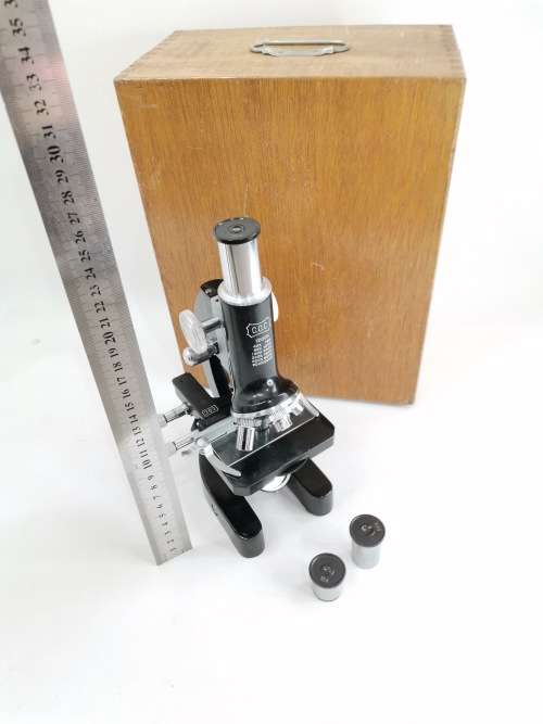 C. O. C  METAL MICROSCOPE IN CASE!!!!