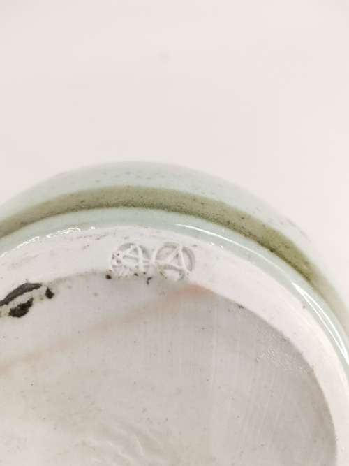 STUNNING ANTON VAN DER MERWE VASE SIGNED AT THE BOTTOM!!!