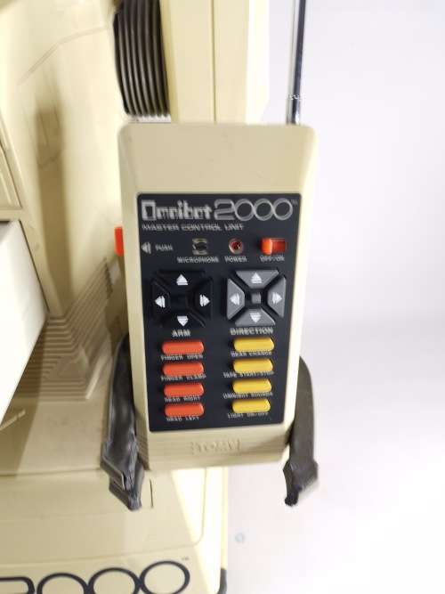 TOMY OMNIBOT 2000 ONE OF THE RAREST TOMMY TOYS WORKING WITH REMOTE 1984 SUPER LARGE ROBOT!!!