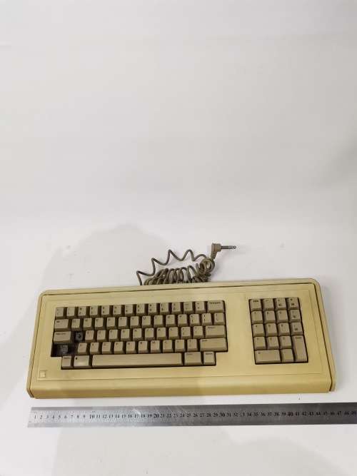 VINTAGE APPLE KEYBOARD NOT TESTED!!!