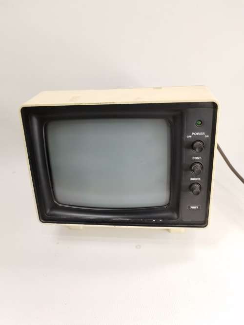 RARE TOEI TV MONITOR 22CM TALL SUPER COOL FOR DISPLAY AND A RARE FIND LIGHT GOES ON BUT NO PICTURE!!