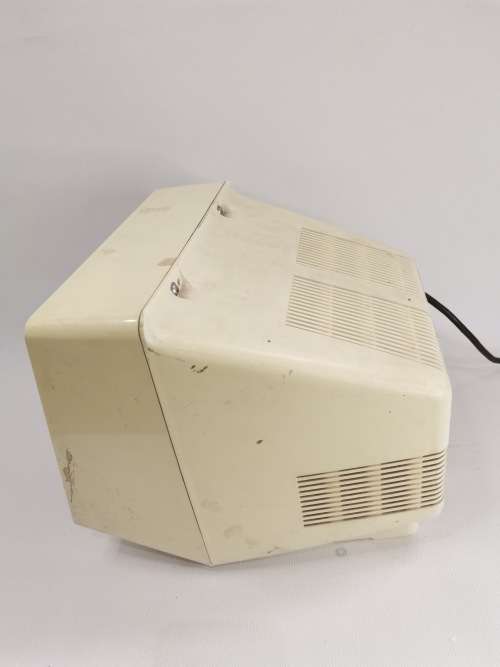 RARE TOEI TV MONITOR 22CM TALL SUPER COOL FOR DISPLAY AND A RARE FIND LIGHT GOES ON BUT NO PICTURE!!