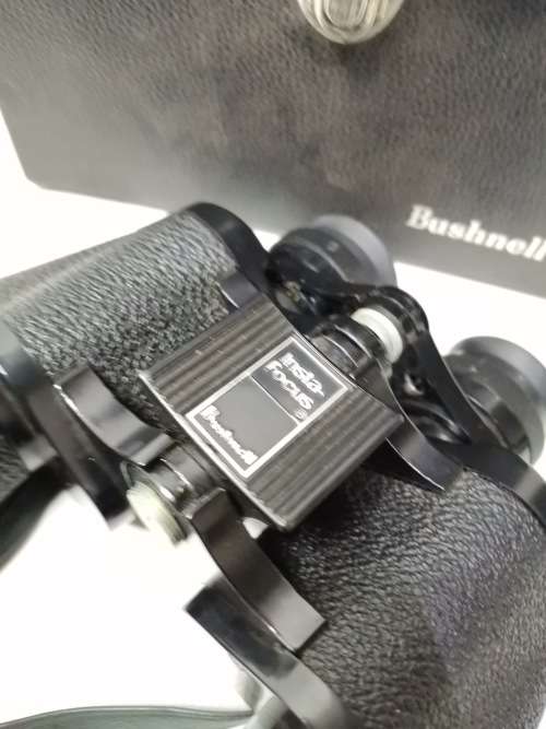 Large BUSHNELL BINOCULARS IN CASE!!!
