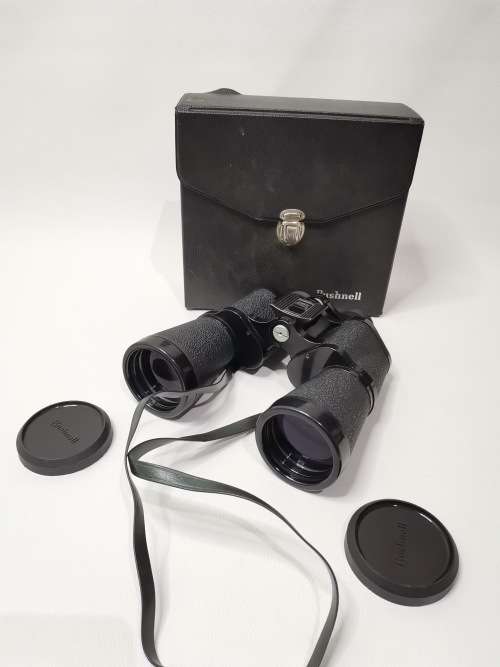 Large BUSHNELL BINOCULARS IN CASE!!!