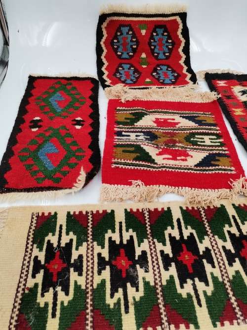 Collection of beautiful mini rugs bid for all!!!!