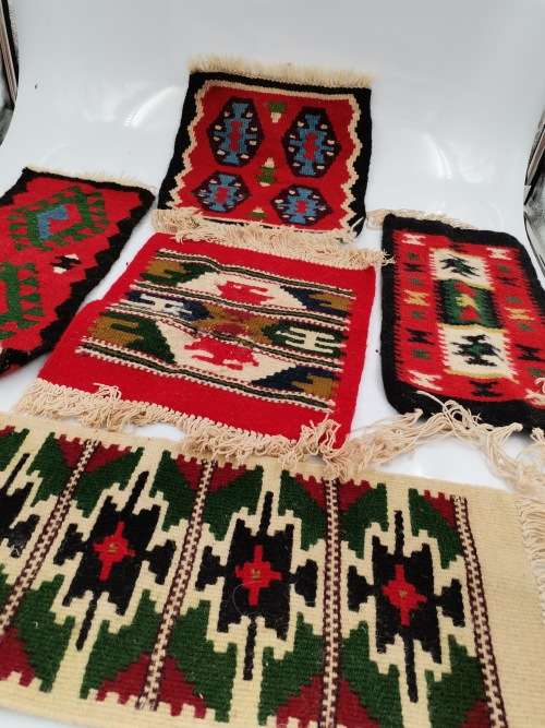 Collection of beautiful mini rugs bid for all!!!!