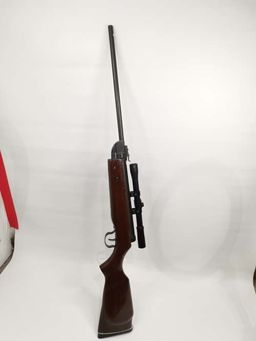 LARGE AIR GUN WORKING WITH SCOPE!!!!