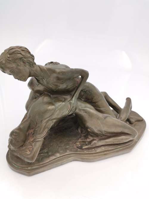 BEAUTIFUL HIGHLY DETAILED SCULPTURE SIGNED BY ARTIST LE RON 30CM LARGE!!!!