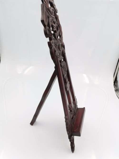 BEAUTIFUL HIGHLY DETAILED WOODEN EASEL 52CM TALL!!!